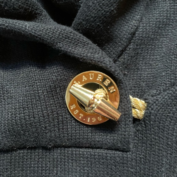 Fancy Ralph Lauren Sweater - Picture 5 of 6